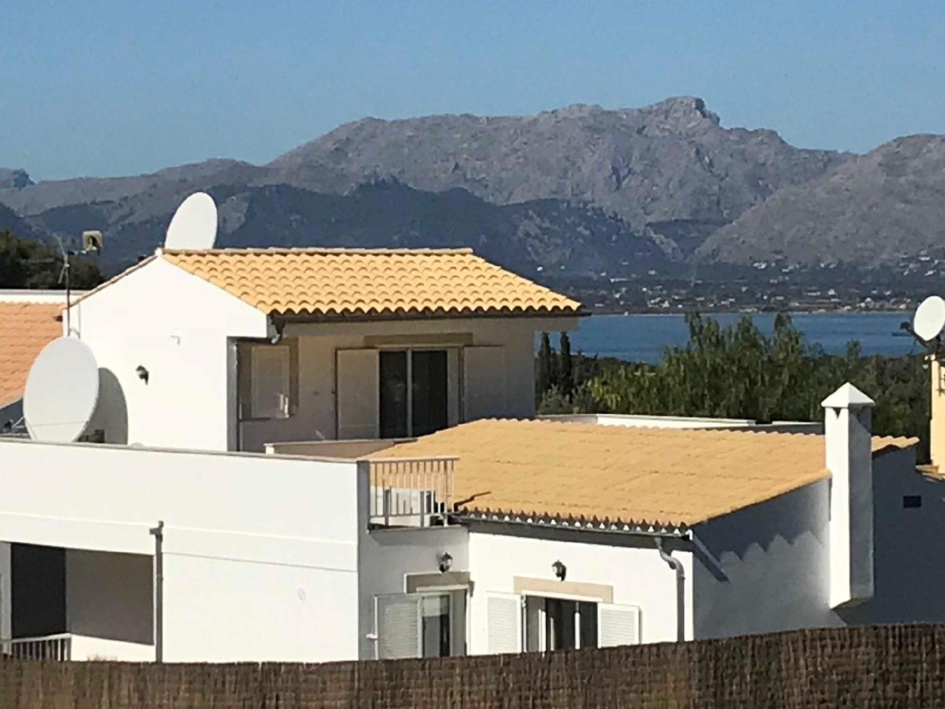 Ferienvilla, Mit Pool, Grosser Terrasse Und Atemberaubenden Meerblick U Bergblick Holiday home *