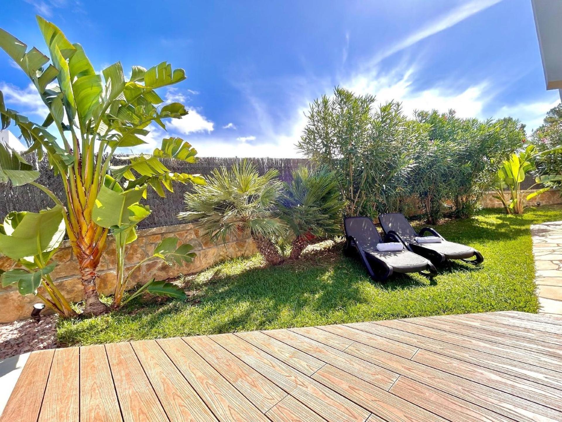 Ferienvilla, Mit Pool, Grosser Terrasse Und Atemberaubenden Meerblick U Bergblick Сasa de vacaciones